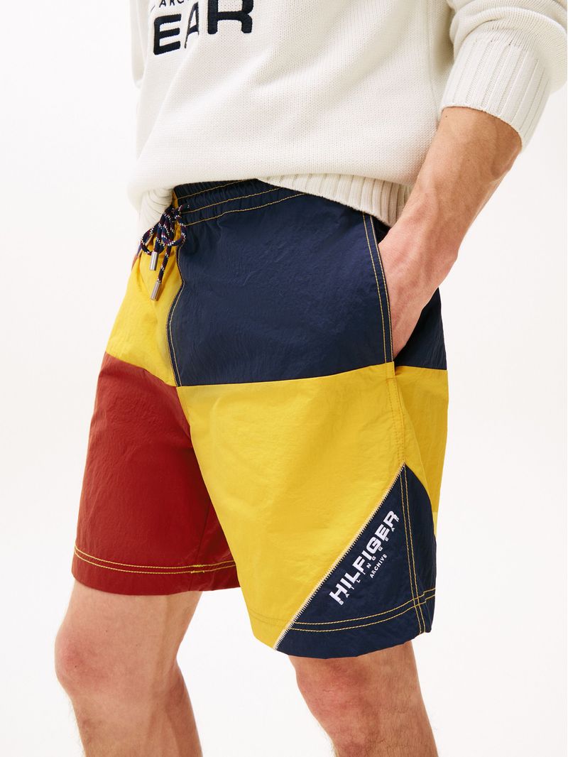 Shorts-nauticos-color-block-Hilfiger