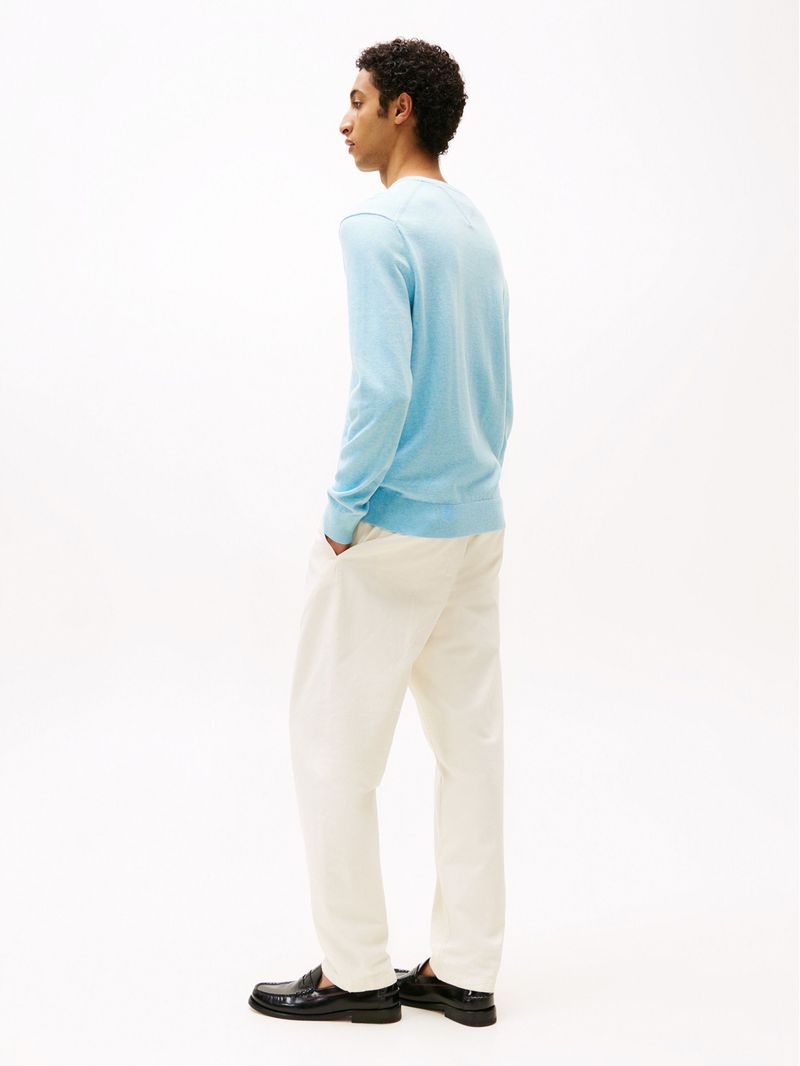 Sweater-essential-de-cuello-v