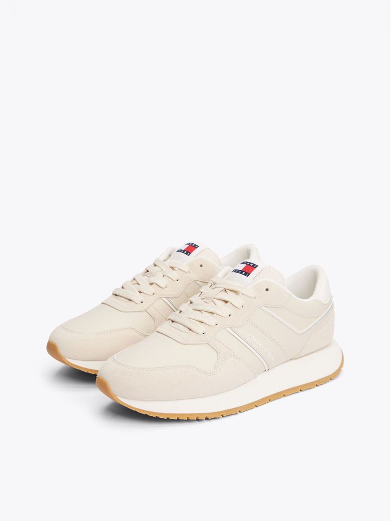 Zapatillas-clasicas-de-ante