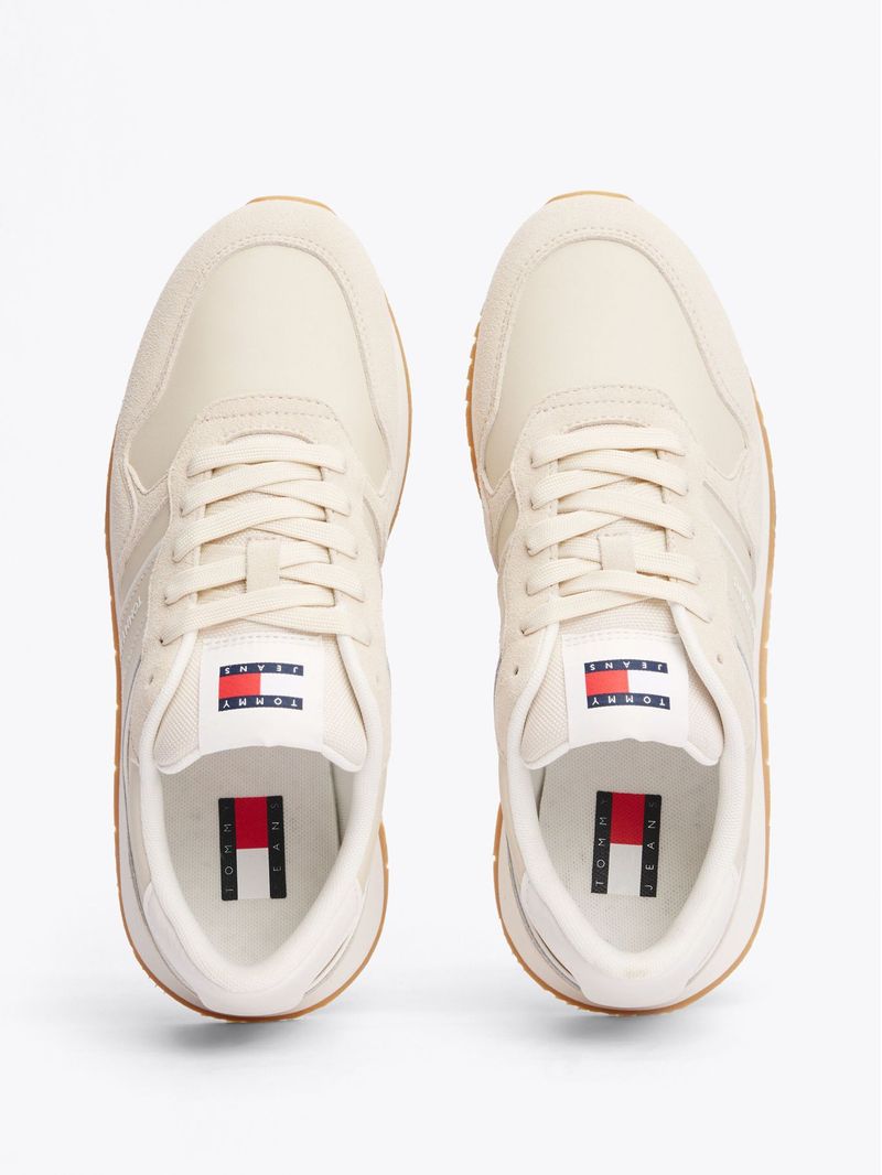 Zapatillas-clasicas-de-ante