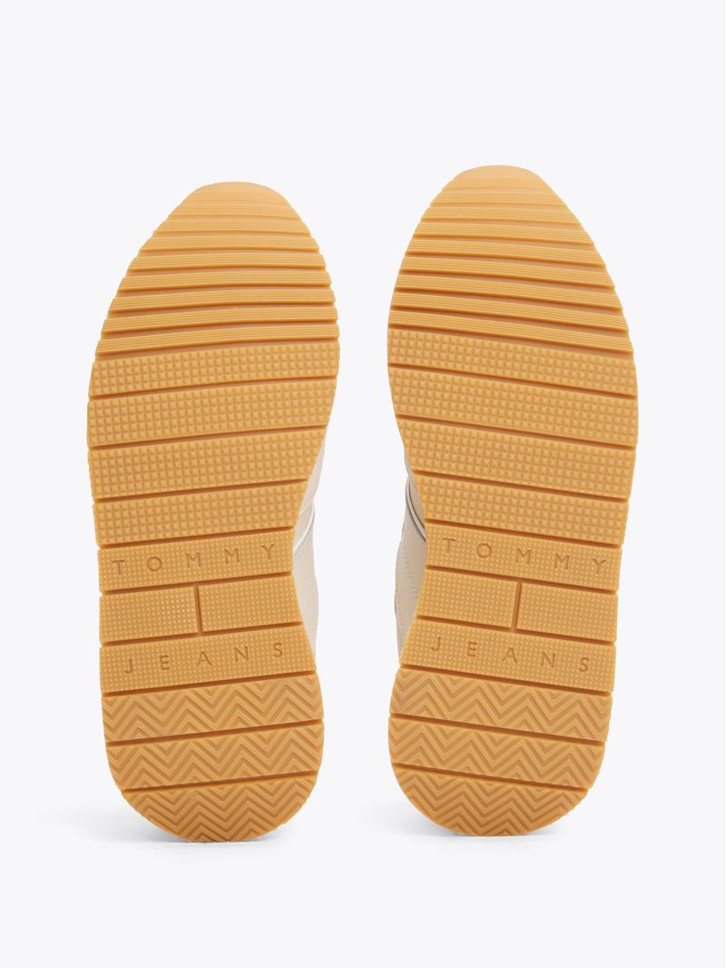 Zapatillas-clasicas-de-ante
