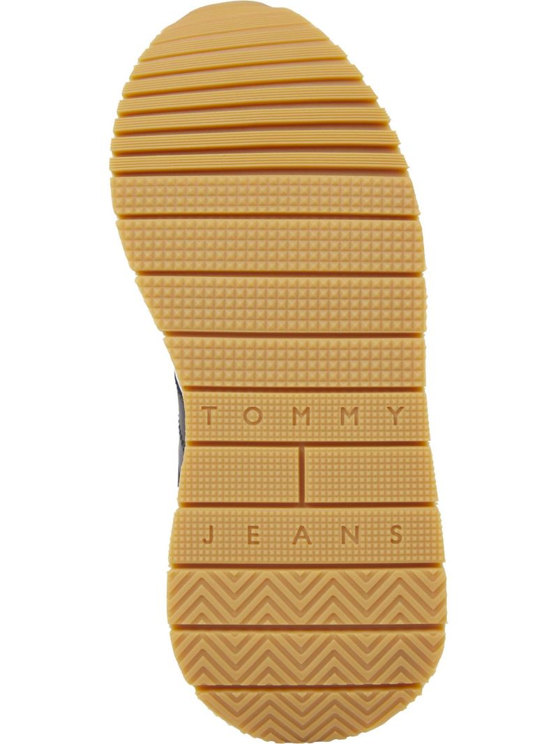 Zapatillas-clasicas-de-ante