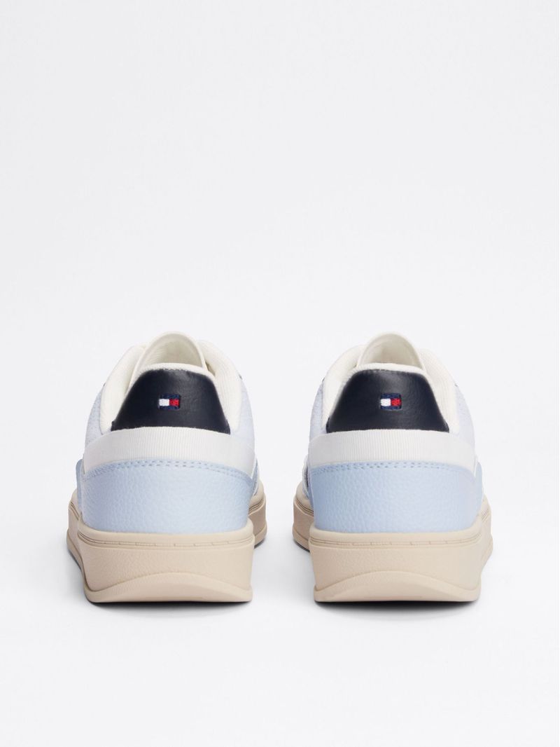 Zapatillas-color-block-con-monograma-TH