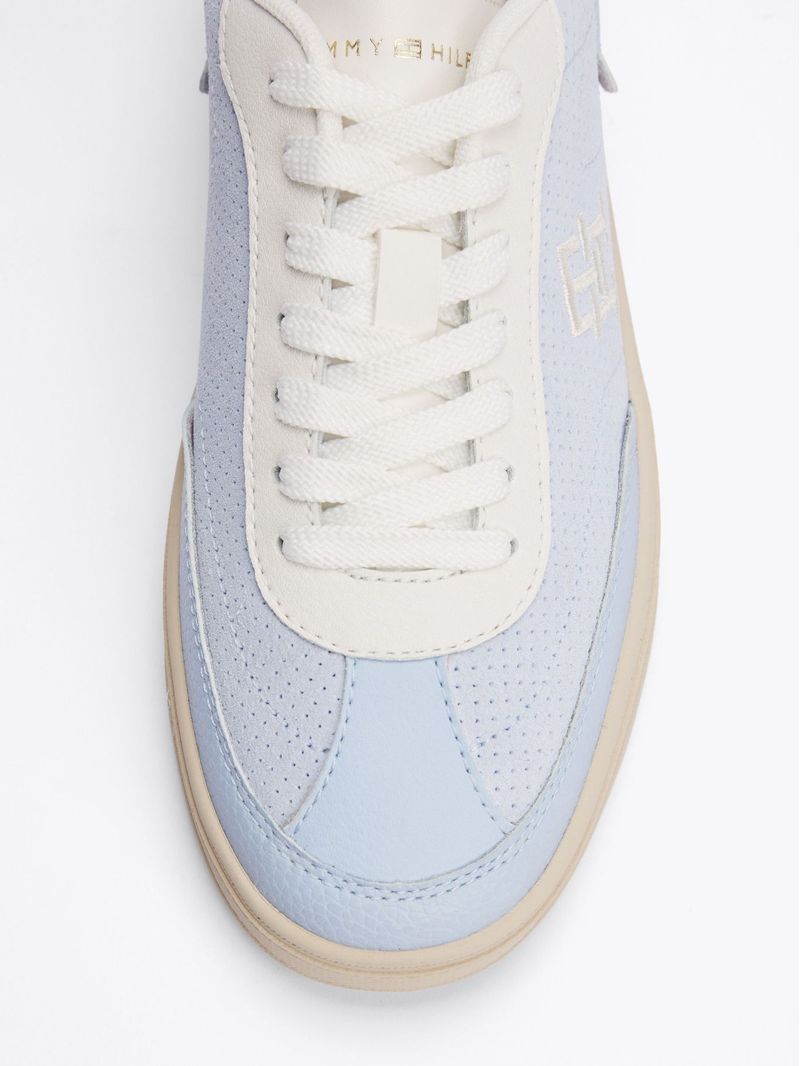 Zapatillas-color-block-con-monograma-TH