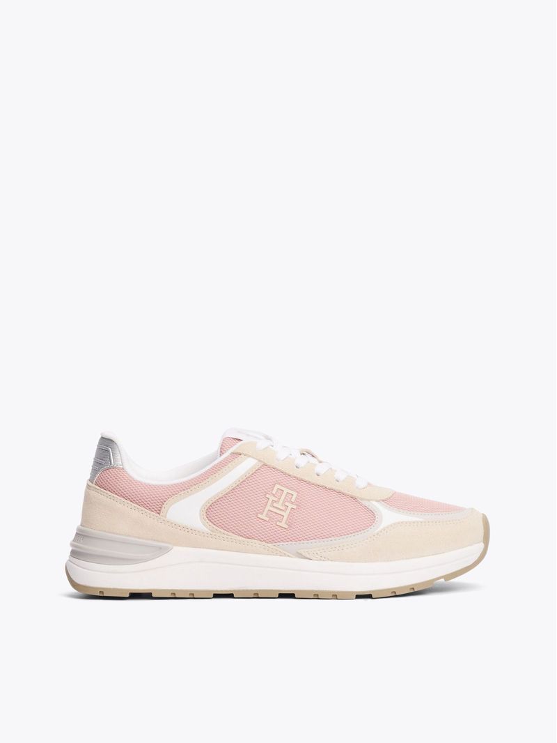 Zapatillas-con-mezcla-de-texturas