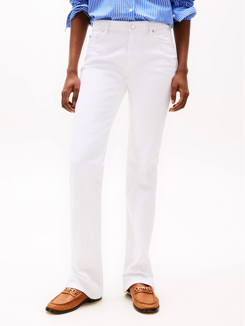 Jean-blanco-de-corte-bootcut-y-talle-medio