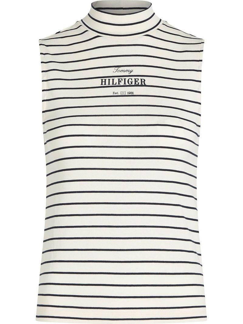 Remera-sin-mangas-de-cuello-alto-