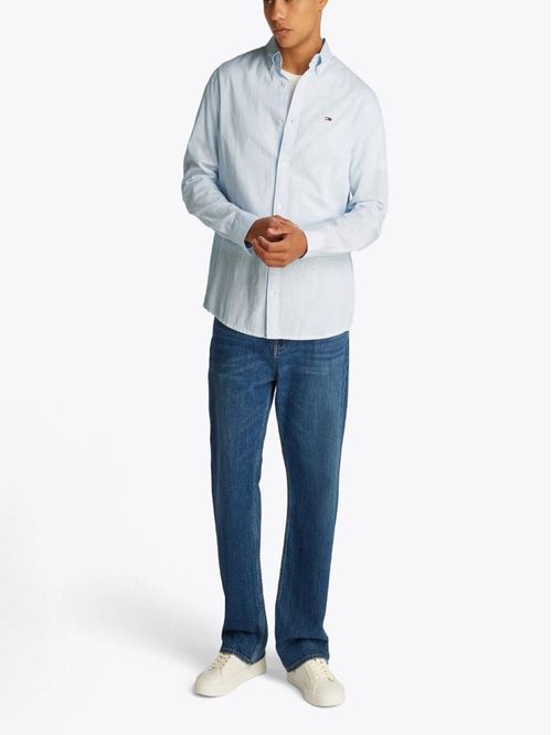 Camisa manga larga de lino de corte regular