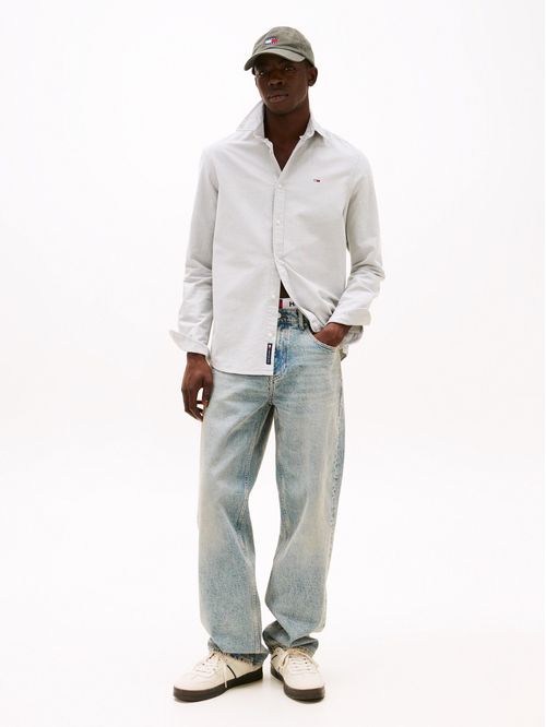 Camisa Oxford con cuello abotonado