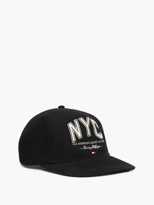 Gorra de béisbol con logo y cinco paneles