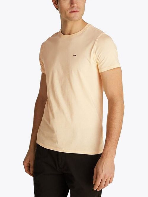 Remera clásica con cuello redondo