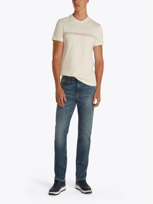 Remera de corte slim con logo gráfico