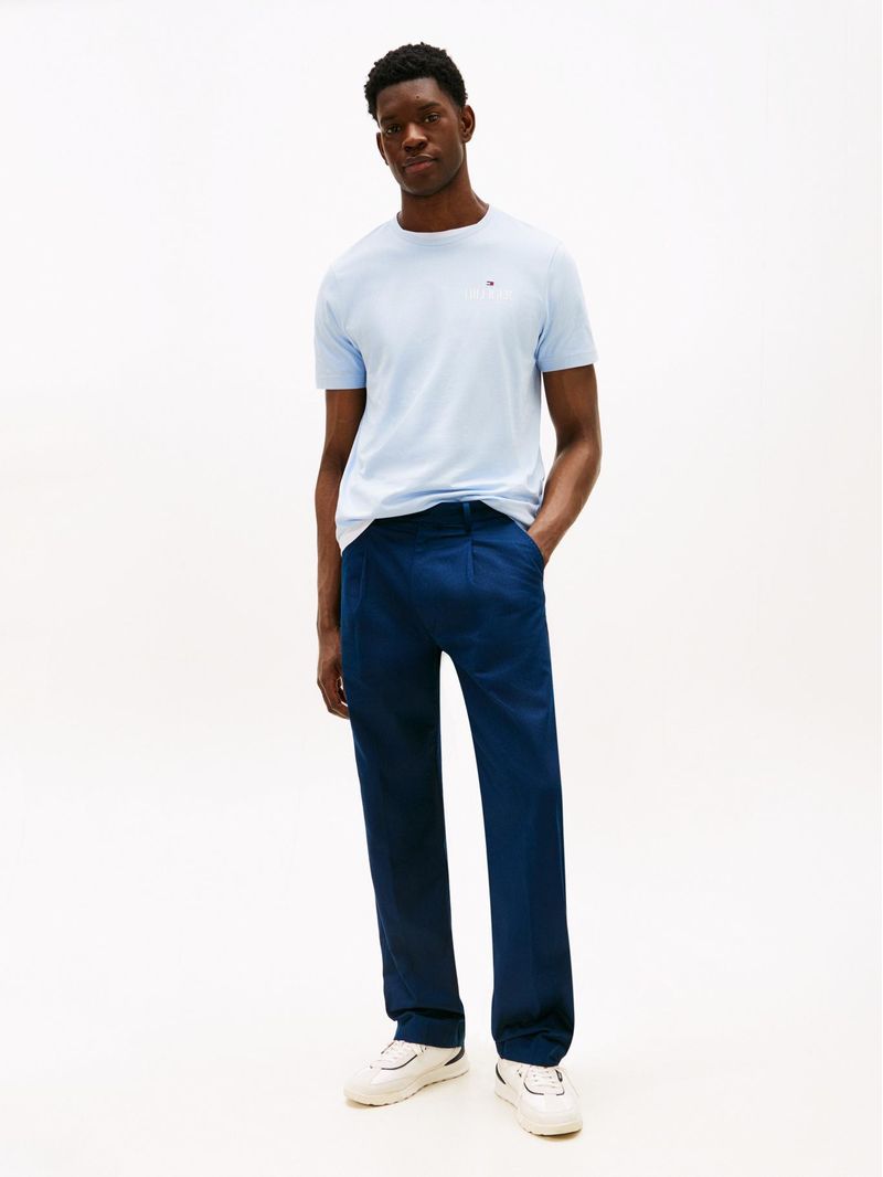 Remera de cuello redondo con logo