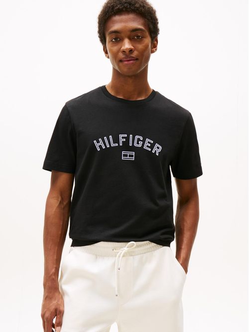 Remera Flock con logo estampado