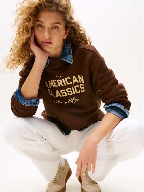 Buzo universitario amplio de felpa