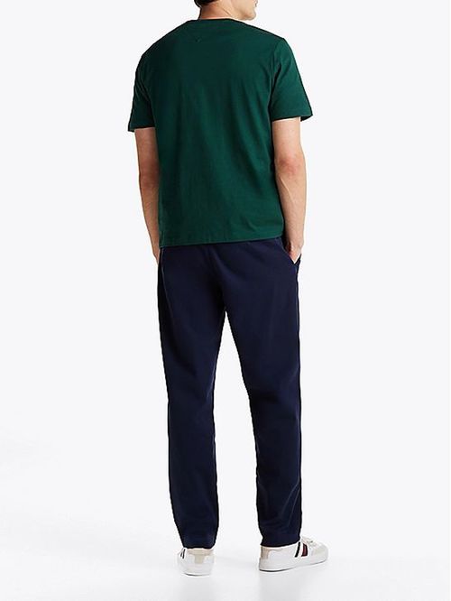 Remera de cuello redondo con bolsillo