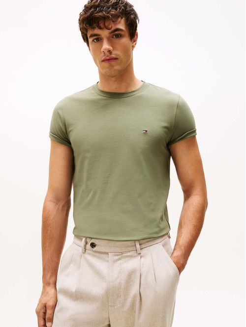 Remera de cuello redondo y corte extra slim