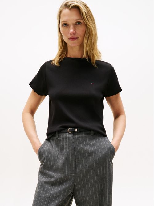 Remera de corte regular con diseño de rayas